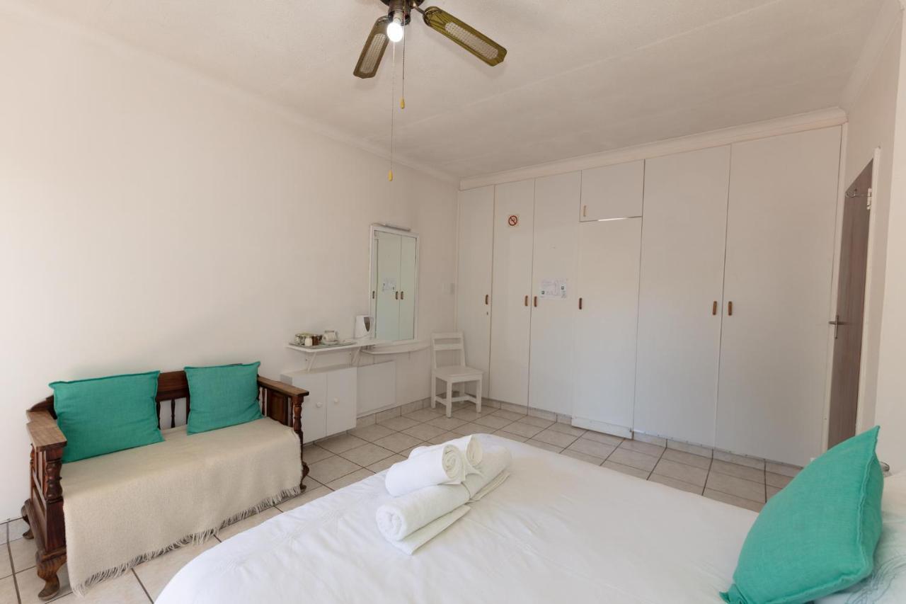 Nothando Backpackers Lodge Plettenberg Bay Eksteriør bilde
