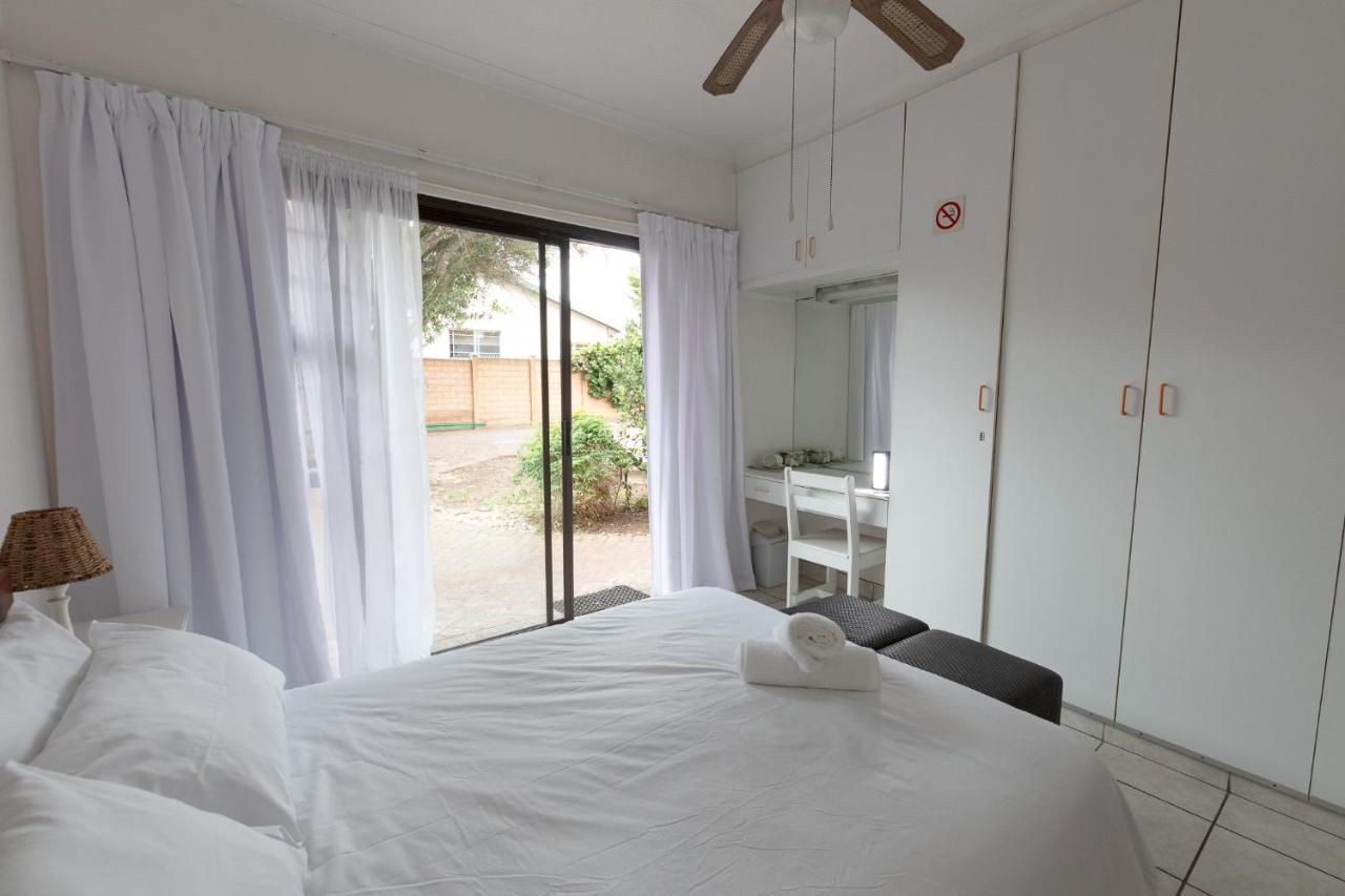Nothando Backpackers Lodge Plettenberg Bay Eksteriør bilde